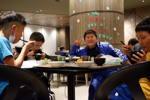 B38D0D5C-3293-409B-B024-B6E3AFA73297
